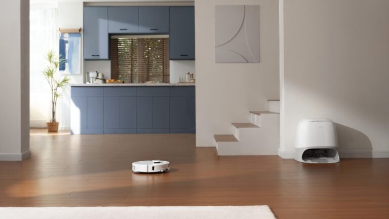 Clean up and save up to $1,300 on Roborock's Black Friday vacuum cleaner deals