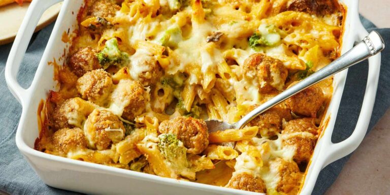 No-Peek Meatball Alfredo Casserole Recipe No-Peek Meatball Alfredo Casserole Recipe