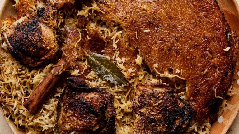 Vermicelli Chicken and Rice With Cardamom and Cinnamon