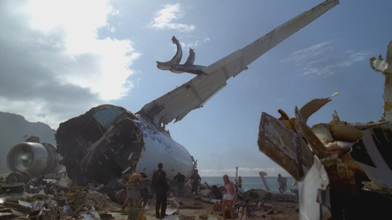 You Probably Misjudged This Brilliant Sci-Fi Series. Here’s Why 2025 Is the Time to Rewatch screenshot of the pilot episode of Lost
