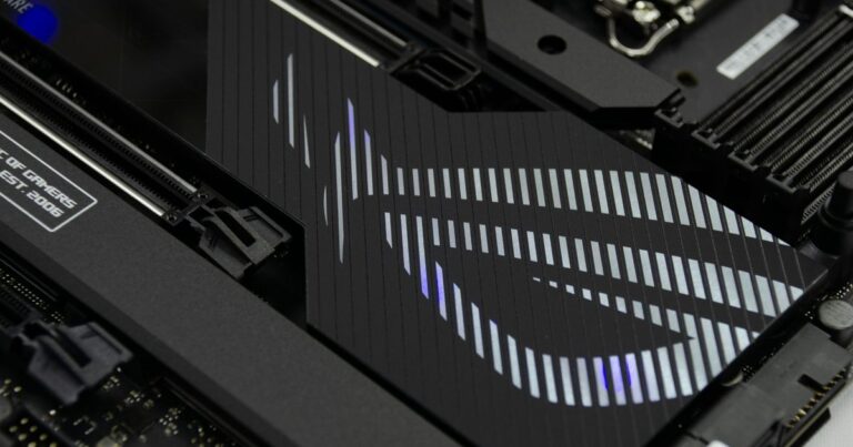 Asus might build its own RAM because everyone else is too busy