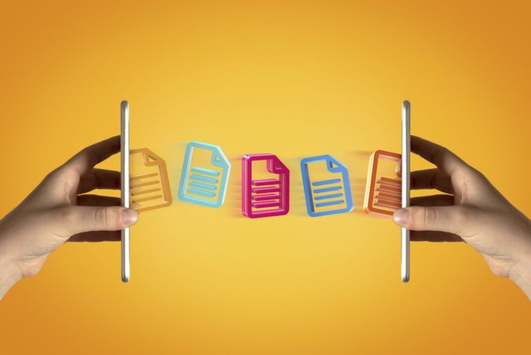 How to Transfer Photos From Android to iPhone