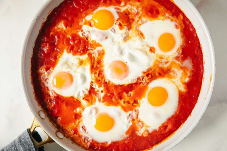 Quick Eggs in Purgatory Recipe (25 Minutes)