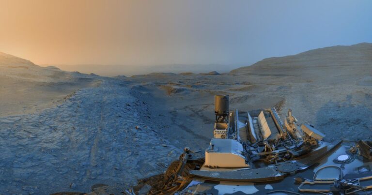 Mars has never looked so serene in this gorgeous image from a NASA rover