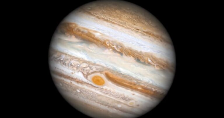 NASA's first skywatching tips of 2026 include a very bright planet