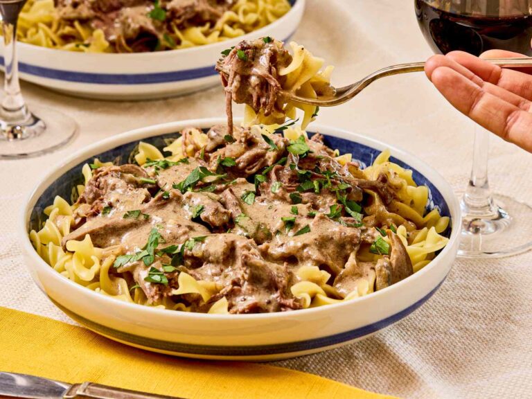 Rich and Creamy Slow-Cooker Beef Stroganoff Recipe Rich and Creamy Slow-Cooker Beef Stroganoff Recipe