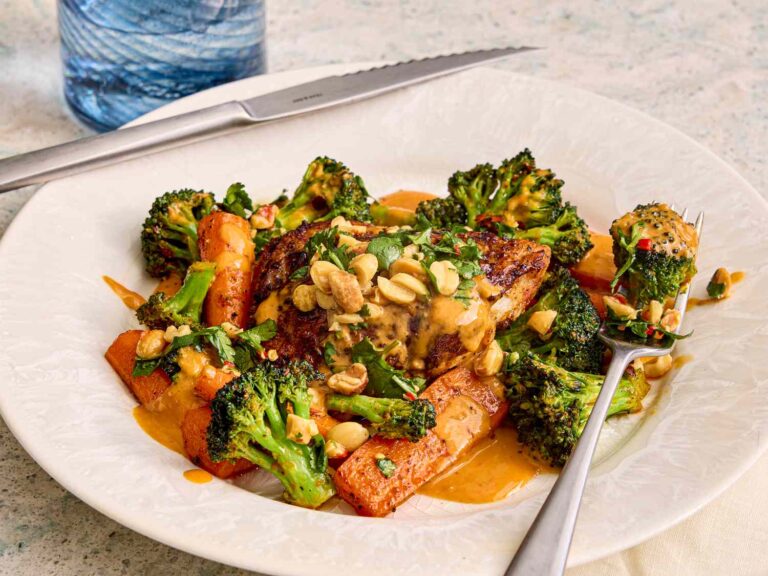 Sheet-Pan Chicken and Vegetables With Thai Red Curry and Peanut-Lime Sauce Recipe