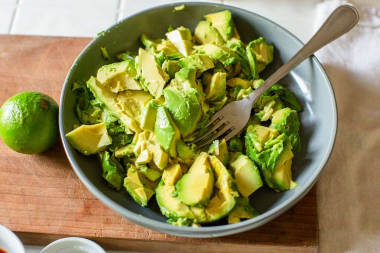 My 1-Ingredient Upgrade for Better Guacamole (Works Every Time)