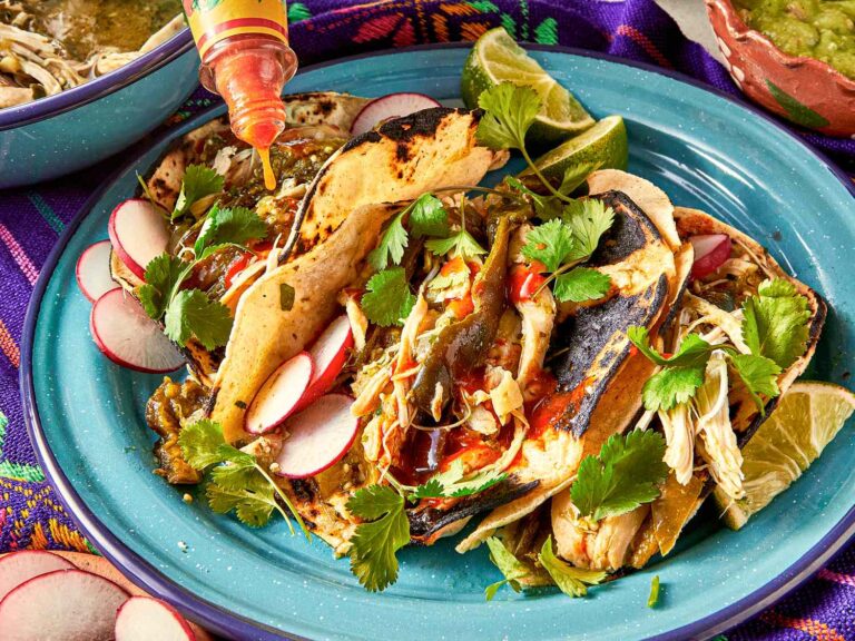 Slow Cooker Salsa Verde Chicken Tacos Recipe