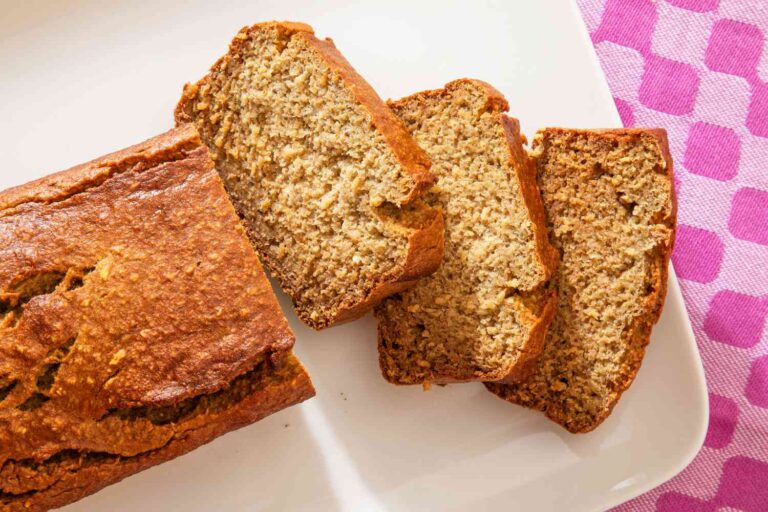 The 5-Ingredient Banana Bread I Make Once a Week