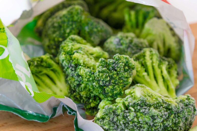 The Secret to Cooking Frozen Broccoli That’s Never Mushy The Secret to Cooking Frozen Broccoli That's Never Mushy