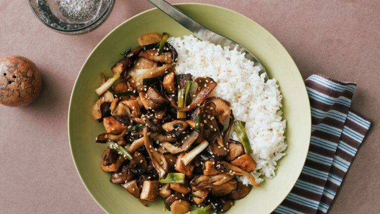 Tofu Stir-Fry With Mushrooms Recipe