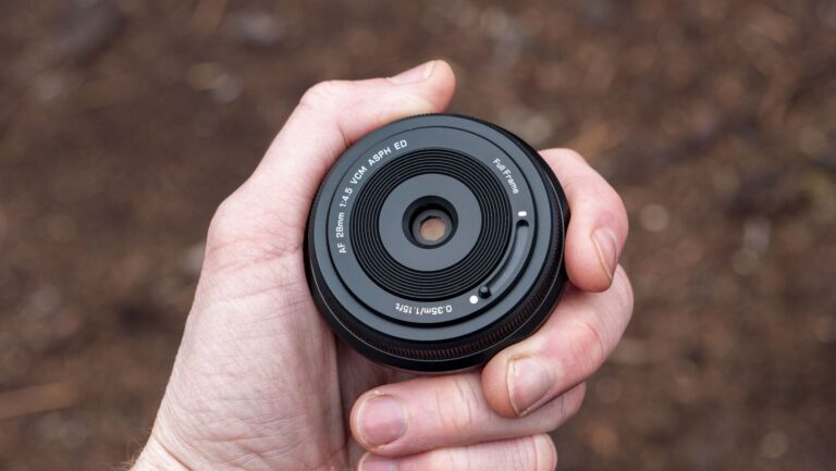 Viltrox AF 28mm f/4.5 review: tiny, cheap and packed with character