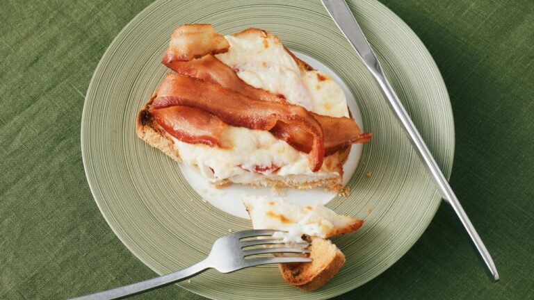 Classic Kentucky Hot Brown Recipe